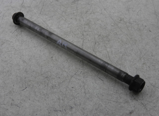 AXE ROUE ARRIERE