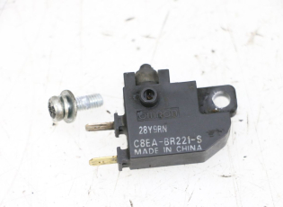 CONTACTEUR FEU STOP DROIT