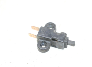 CONTACTEUR FEU STOP GAUCHE