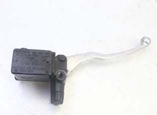 MAITRE CYLINDRE AVANT