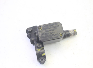 MAITRE CYLINDRE FREIN ARRIERE