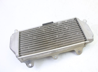 RADIATEUR GAUCHE