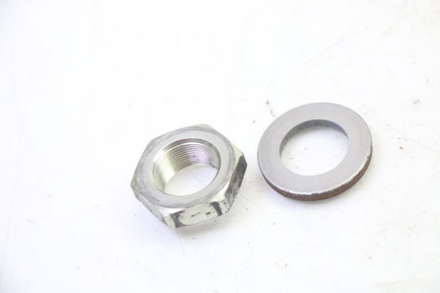 photo de RITZELAUSGANGSWELLENMUTTER YAMAHA FZ6 FAZER S2 600 (2007 - 2011)