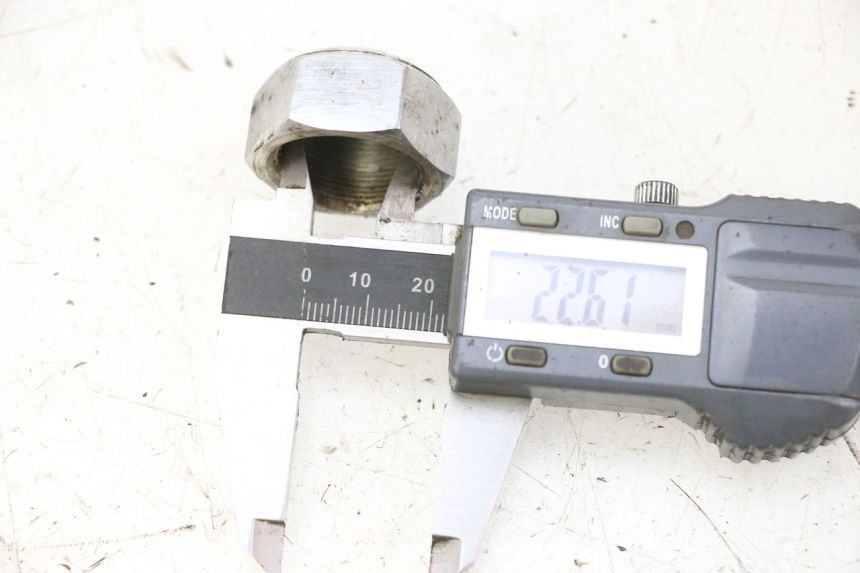 photo de GABELKRONE MUTTER HONDA CBF 125 (2009 - 2015)