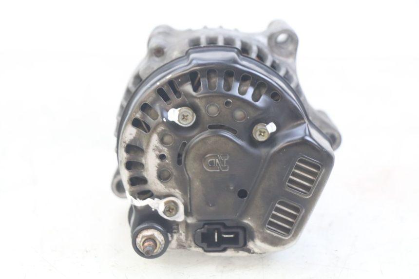 photo de LICHTMASCHINE TRIUMPH SPRINT ST 955 (1999 - 2001)