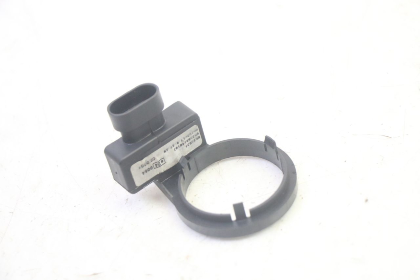 photo de TRANSPONDERANTENNE PIAGGIO MP3 500 (2016 - 2018) - Hauptansicht