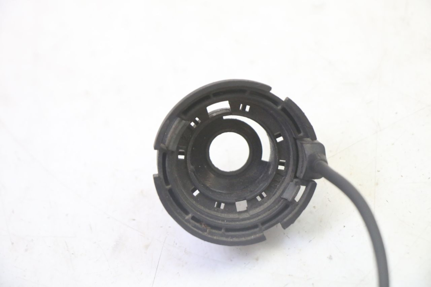 photo de TRANSPONDERANTENNE PEUGEOT SATELIS 125 (2010 - 2012)