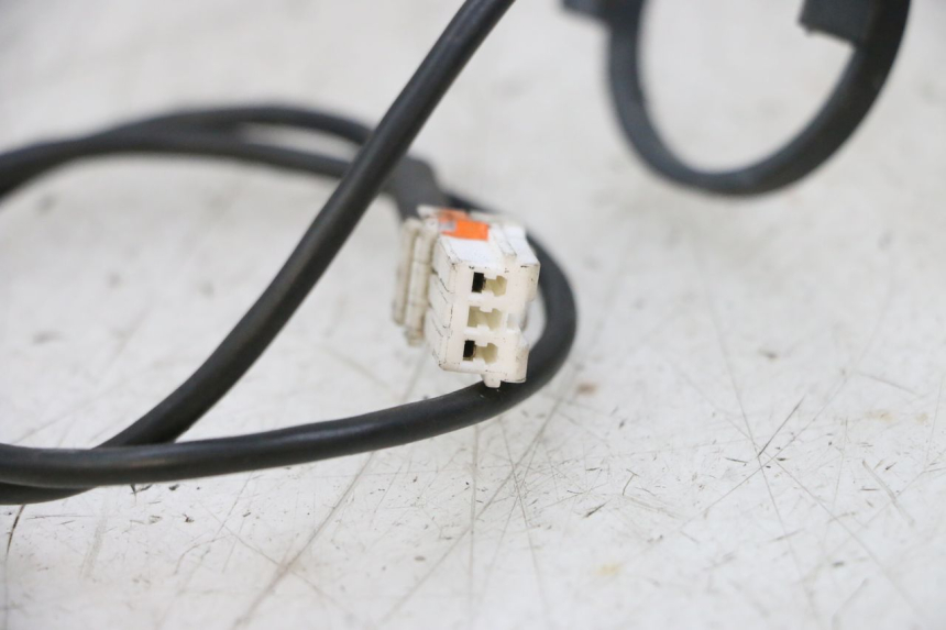 photo de TRANSPONDERANTENNE PEUGEOT SATELIS 125 (2006 - 2009) - Detailansicht des Bauteils