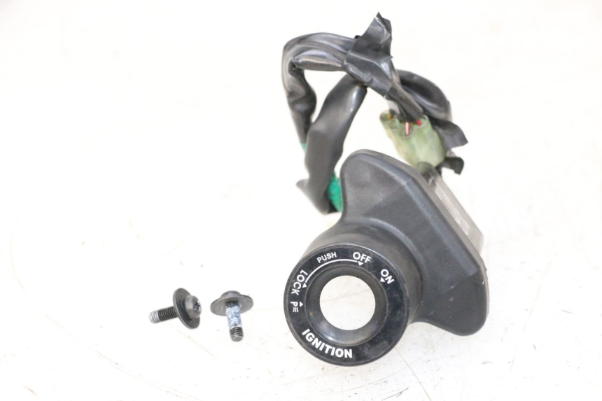 photo de TRANSPONDERANTENNE YAMAHA XJ6 600 (2008 - 2016) - Hauptansicht