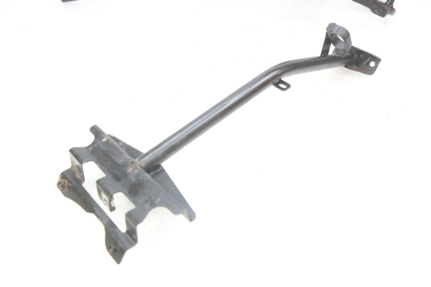 photo de VERKLEIDUNGSHALTER PIAGGIO MP3 LT 300 (2010 - 2016)