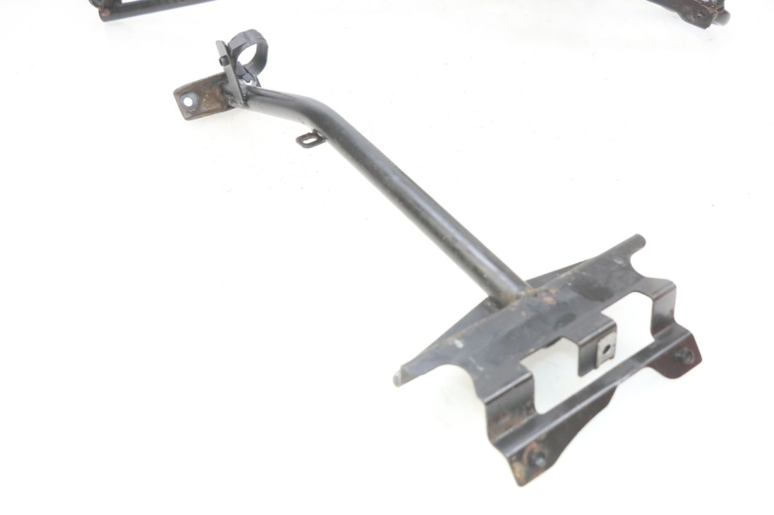 photo de VERKLEIDUNGSHALTER PIAGGIO MP3 LT 300 (2010 - 2016)