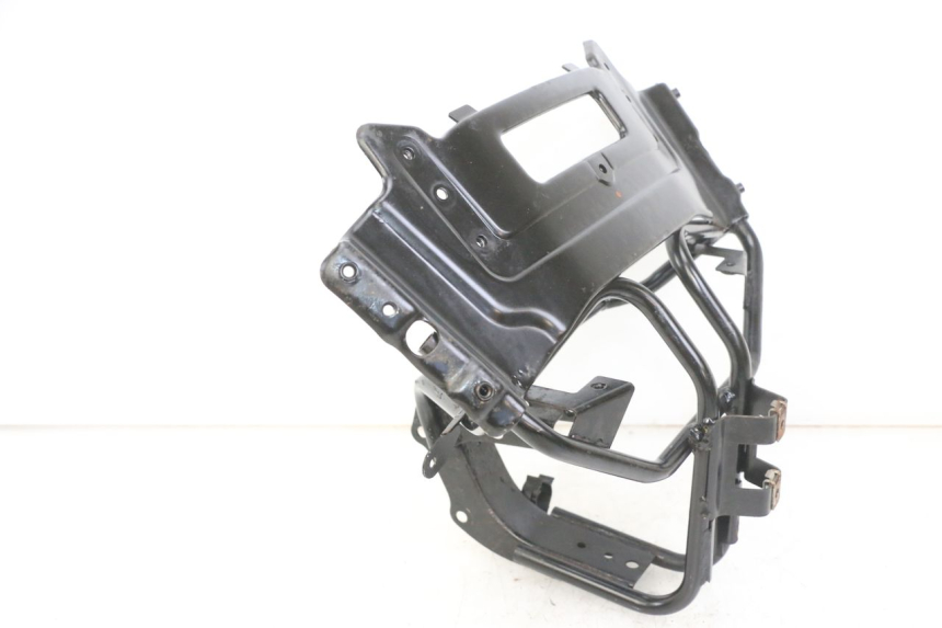 photo de VERKLEIDUNGSHALTER GILERA NEXUS 125 (2009 - 2013)