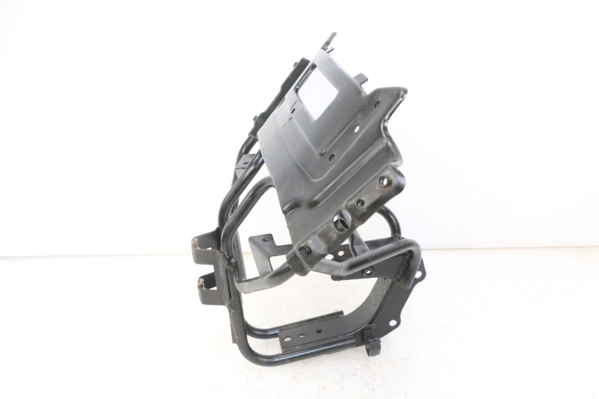 photo de VERKLEIDUNGSHALTER GILERA NEXUS 125 (2009 - 2013)