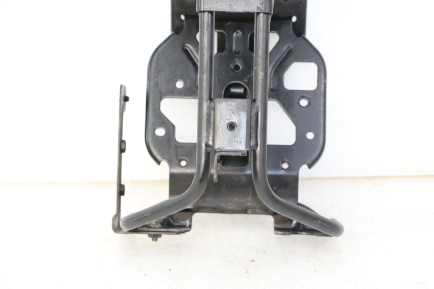 photo de VERKLEIDUNGSHALTER PEUGEOT SATELIS 125 (2013 - 2018)