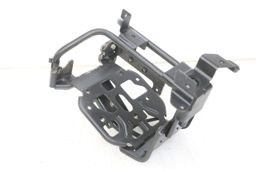 photo de VERKLEIDUNGSHALTER PEUGEOT SATELIS 125 (2013 - 2018)