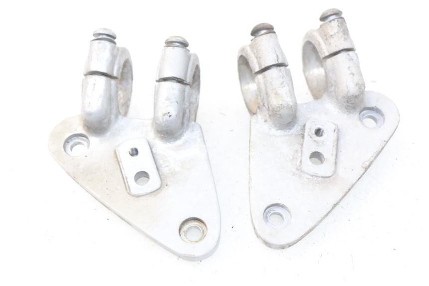 photo de VERKLEIDUNGSHALTER GILERA DNA 50 (2000 - 2007)