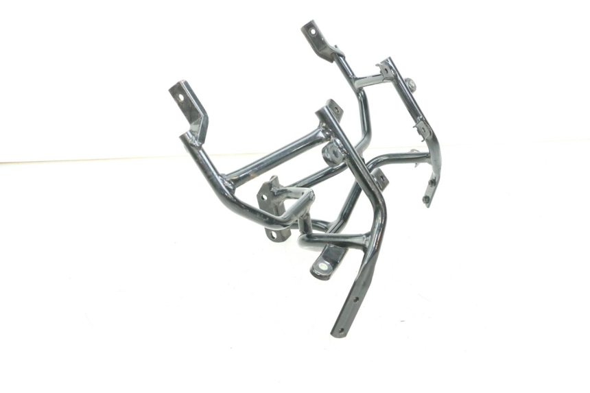 photo de VERKLEIDUNGSHALTER HYOSUNG GTR 125 (2006 - 2008)