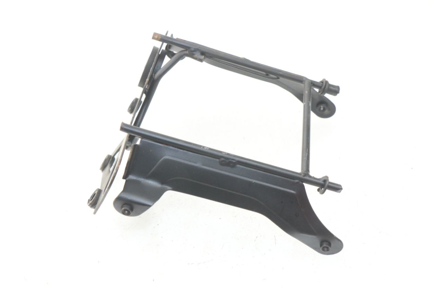 photo de VERKLEIDUNGSHALTER YAMASAKI MSX 50 (2013 - 2022)