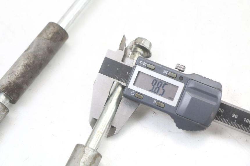 photo de SCHRAUBEN MOTOR HYOSUNG GF 125 (2001 - 2005)