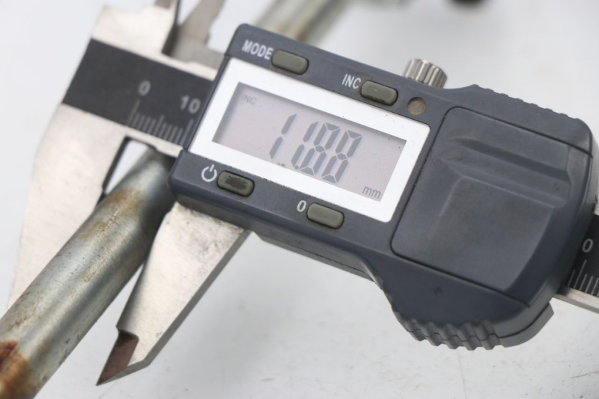 photo de HINTERRADACHSE HONDA CBF 125 (2009 - 2015)