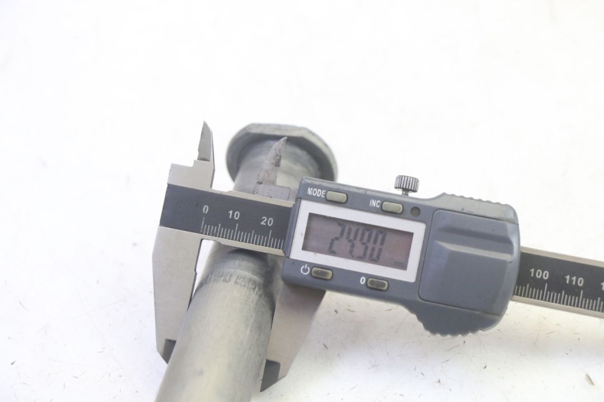 photo de HINTERRADACHSE KAWASAKI KXF KX-F 250 (2017 - 2019) - Technische Nahaufnahme