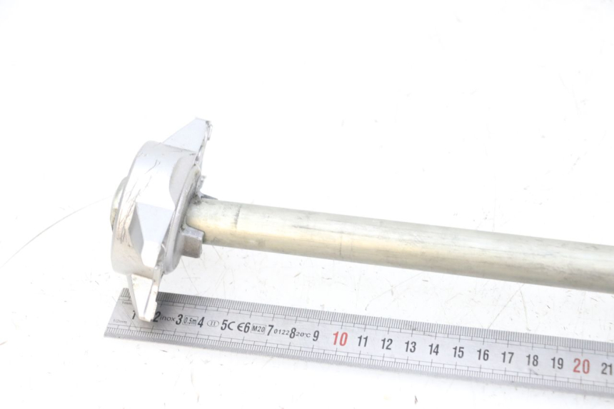 photo de HINTERRADACHSE YAMAHA MT-07 MT07 ABS 700 (2018 - 2020) - Zoom auf Gebrauchszustand