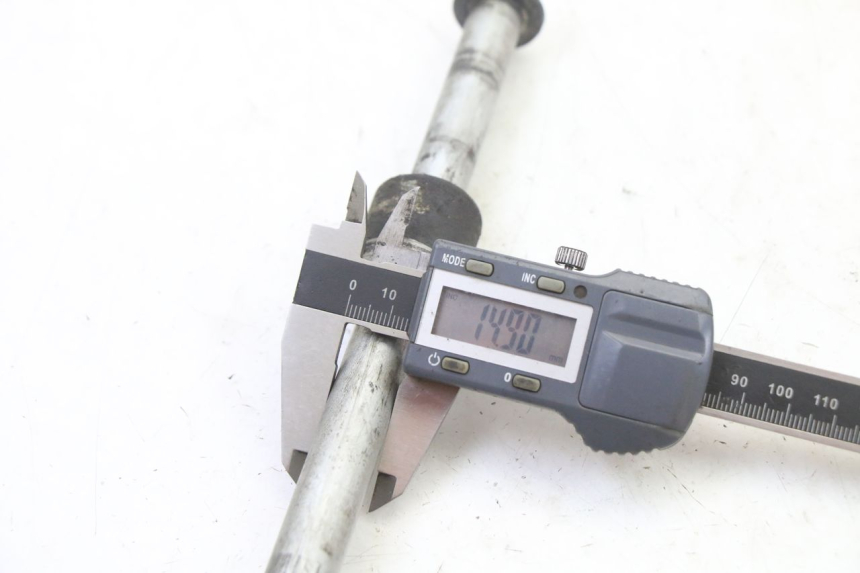photo de HINTERRADACHSE HONDA XLV VARADERO 125 (2000 - 2006)