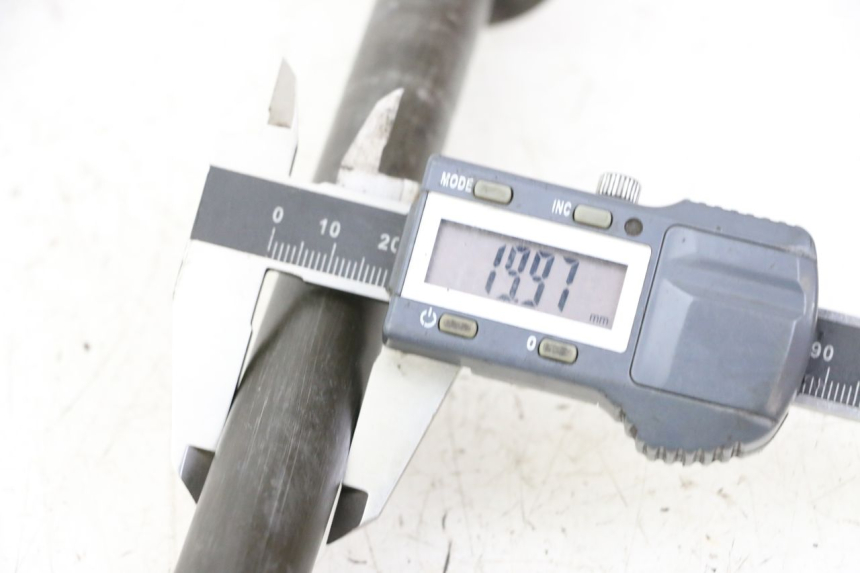 photo de HINTERRADACHSE YAMAHA FZS FAZER 600 (2001 - 2003)