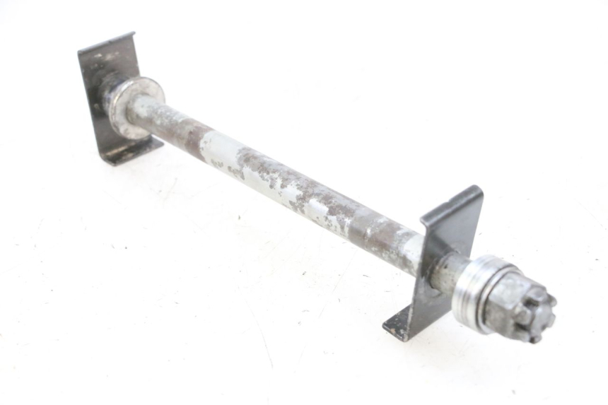 photo de HINTERRADACHSE KAWASAKI ZR 7 750 (1999 - 2001) - Details der Befestigungspunkte