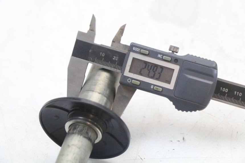 photo de VORDERRADACHSE HONDA CRF R 250 (2020 - 2021) - Alternative Perspektive