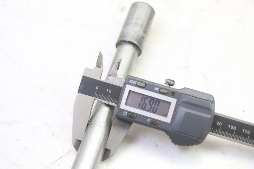 photo de VORDERRADACHSE APRILIA ETX 125 (1998 - 2002)