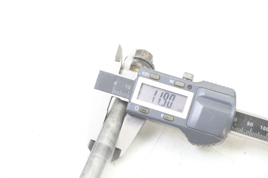 photo de VORDERRADACHSE HONDA CR 85 (2003 - 2007)