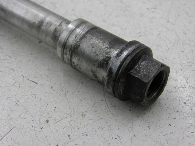 photo de VORDERRADACHSE KAWASAKI ER - 5 500 (1997 - 2000)