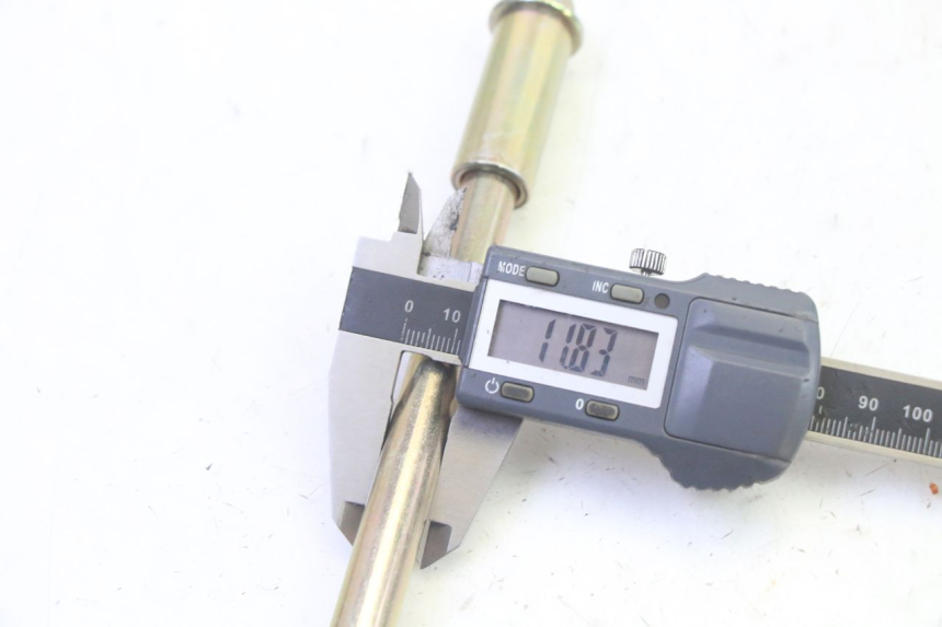 photo de VORDERRADACHSE EFUN PUSA 1 - Technische Nahaufnahme