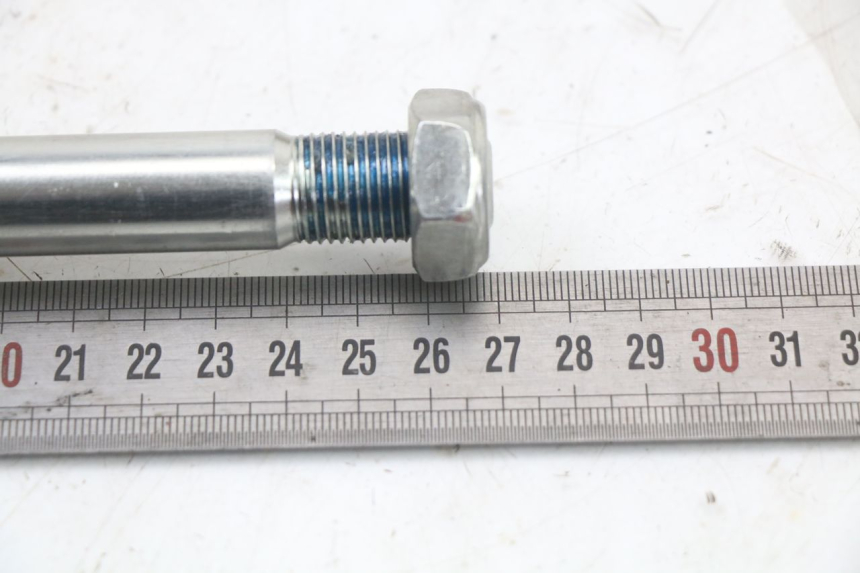 photo de VORDERRADACHSE ROYAL ENFIELD SCRAM 411 (2022 - 2024)