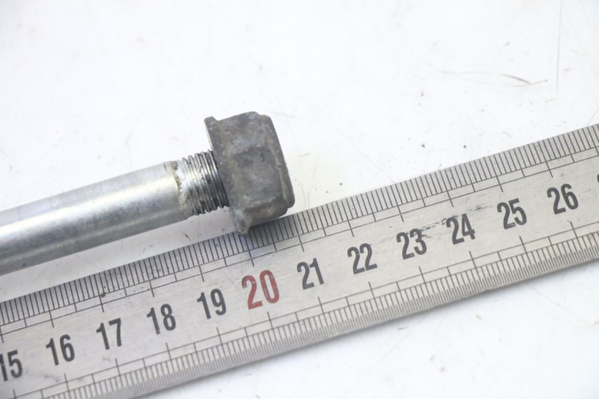 photo de VORDERRADACHSE HONDA SCV LEAD 100 (2003 - 2007)