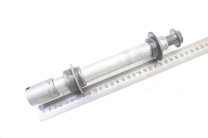 photo de VORDERRADACHSE HONDA ST PAN EUROPEAN 1300 (2002 - 2013)