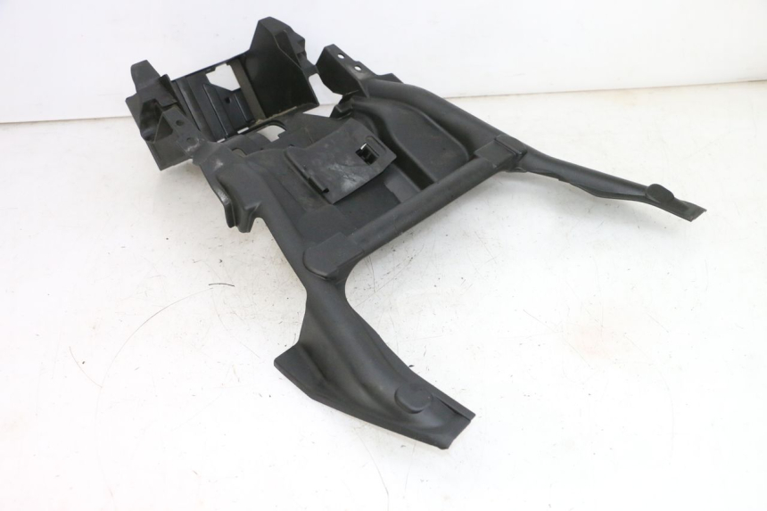 photo de BATTERIEKASTEN SUZUKI BURGMAN 650 (2013 - 2020)