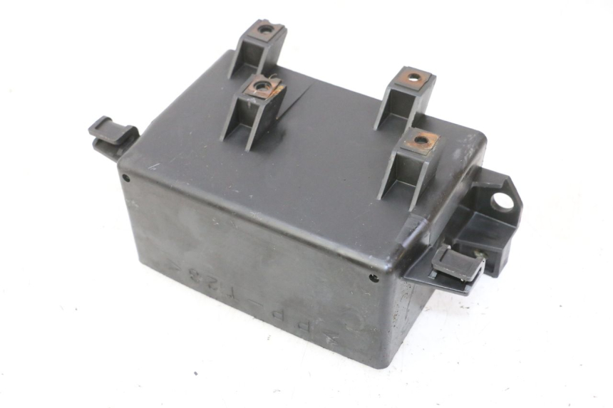 photo de BATTERIEKASTEN YAMAHA FZ6 N FAZER 600 (2004 - 2006)