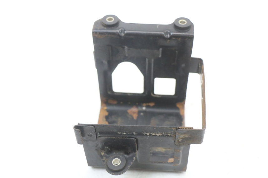 photo de BATTERIEKASTEN SUZUKI GSX E 250 (1982 - 1983)