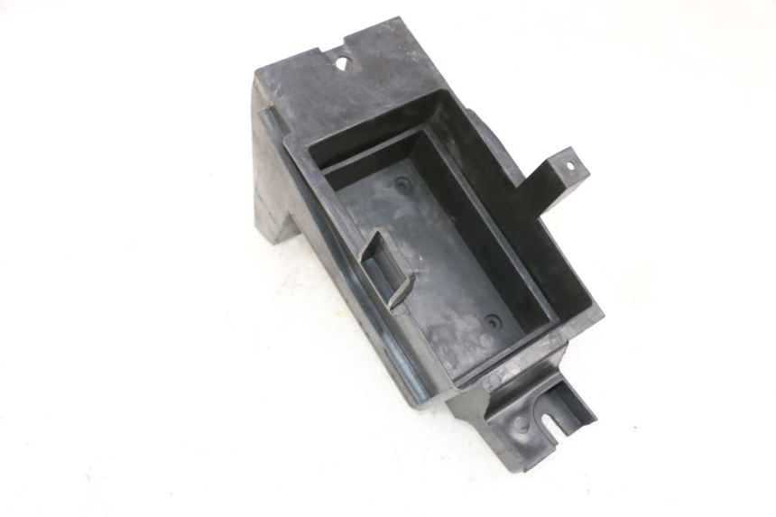 photo de BATTERIEKASTEN JM MOTORS GTS 125 (2015 - 2019) - Zoom auf Gebrauchszustand