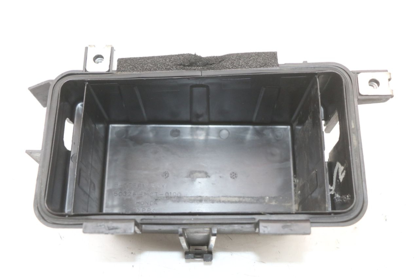 photo de BATTERIEKASTEN HONDA FJS SILVER WING SILVERWING 400 (2005 - 2008)