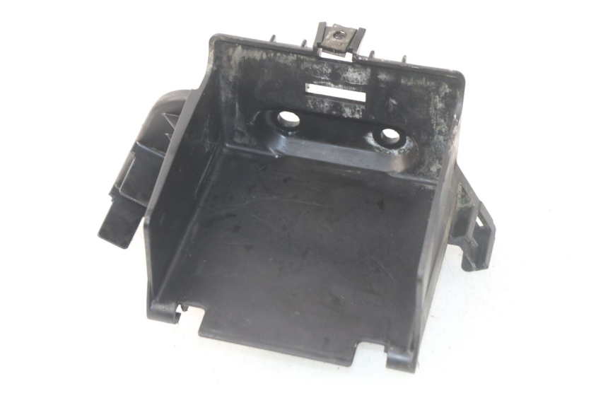 photo de BATTERIEKASTEN HONDA SES DYLAN 125 (2002 - 2006)