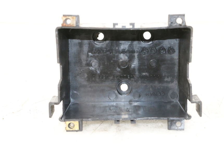 photo de BATTERIEKASTEN KYMCO DINK STREET 125 (2009 - 2014)