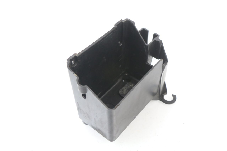 photo de BATTERIEKASTEN PEUGEOT LOOXOR 125 (2002 - 2006)