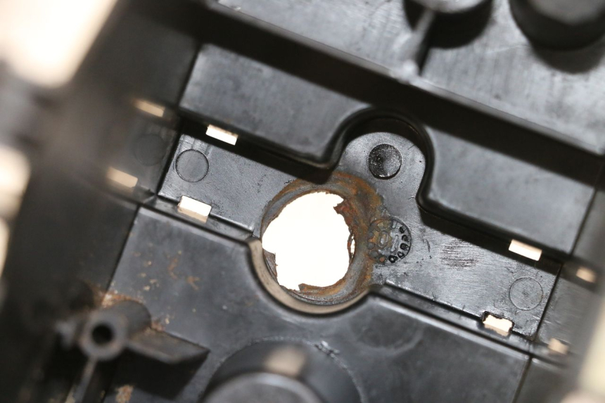 photo de BATTERIEFACH PEUGEOT LUDIX 50 (2005 - 2007)