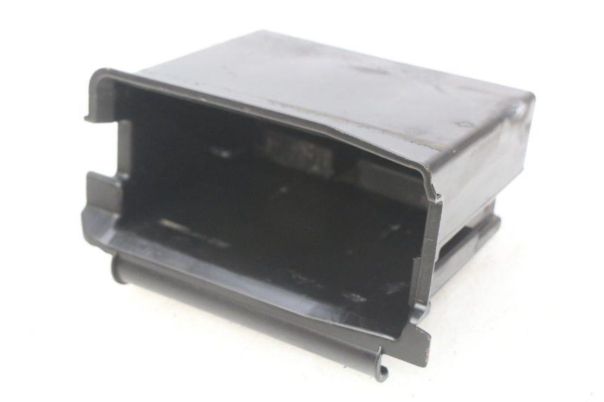photo de BATTERIEFACH PIAGGIO VESPA PRIMAVERA 2T 50 (2013 - 2018)