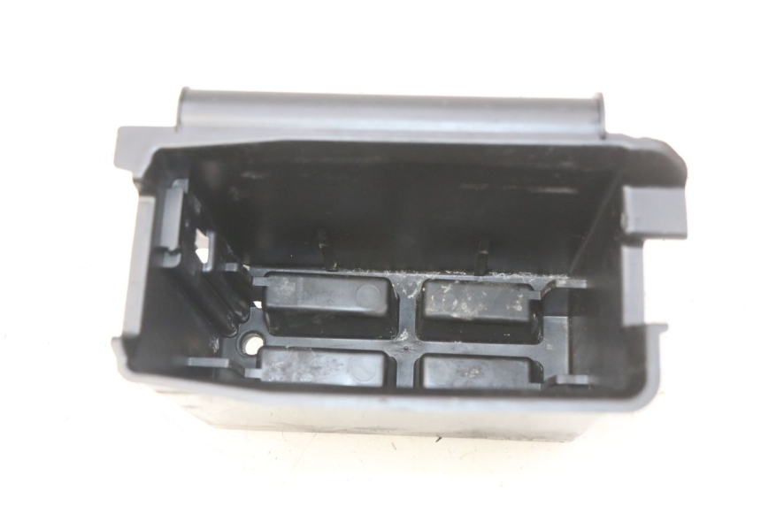 photo de BATTERIEFACH PIAGGIO VESPA PRIMAVERA 2T 50 (2013 - 2018)