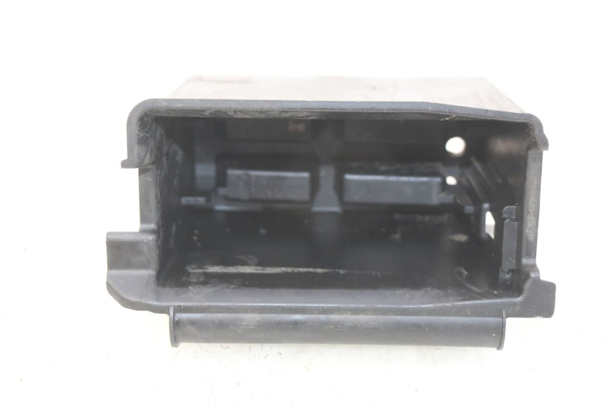 photo de BATTERIEFACH PIAGGIO VESPA PRIMAVERA 2T 50 (2013 - 2018)