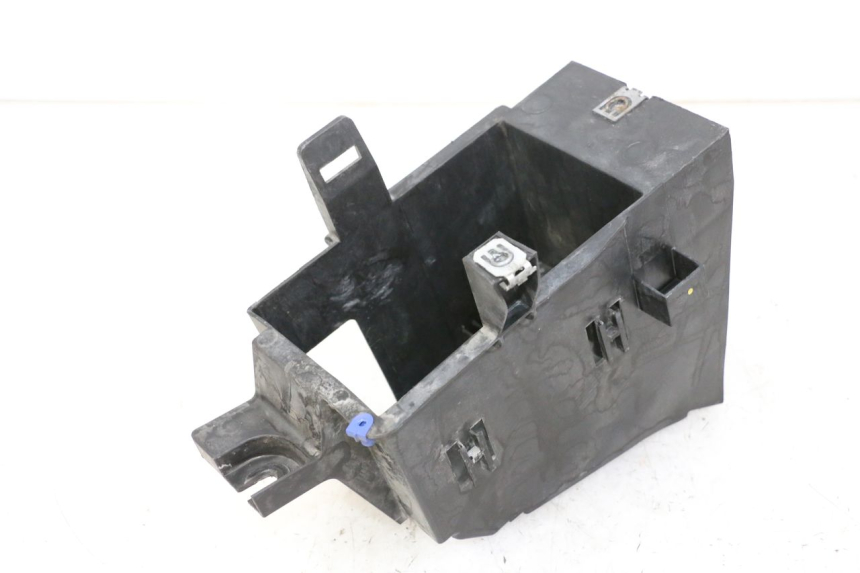 photo de BATTERIEKASTEN PEUGEOT SATELIS 250 (2006 - 2012)